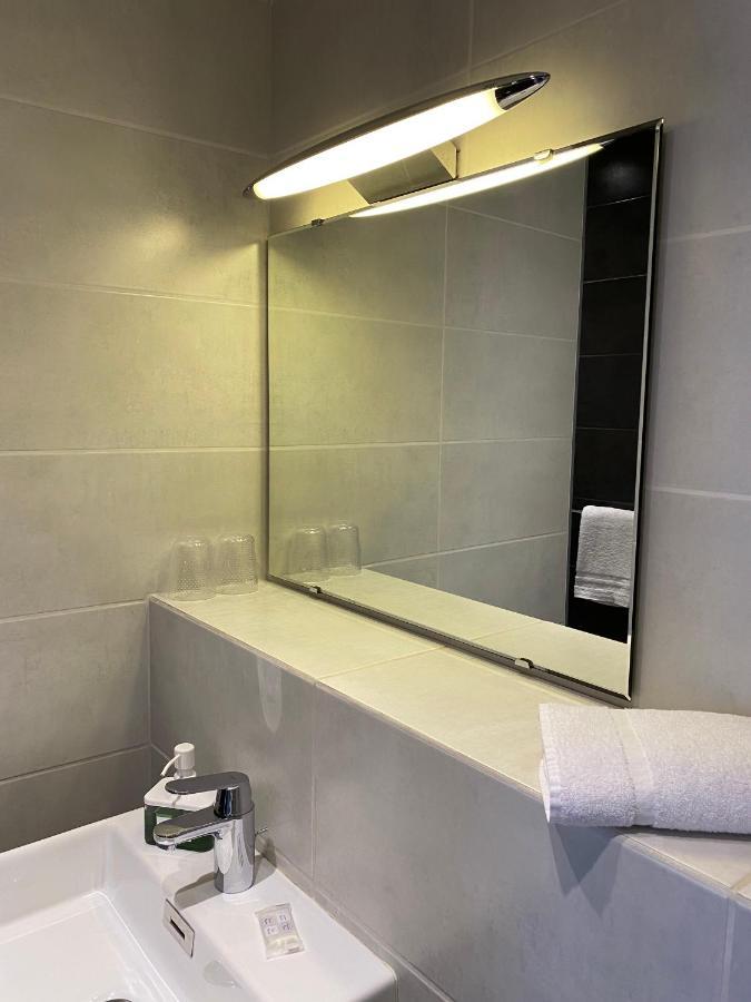 Hotel Colbert Tours Zewnętrze zdjęcie